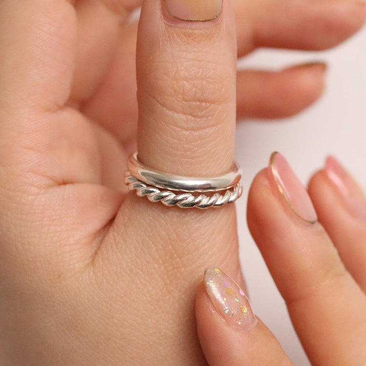 Classic Smooth Band Ring-3