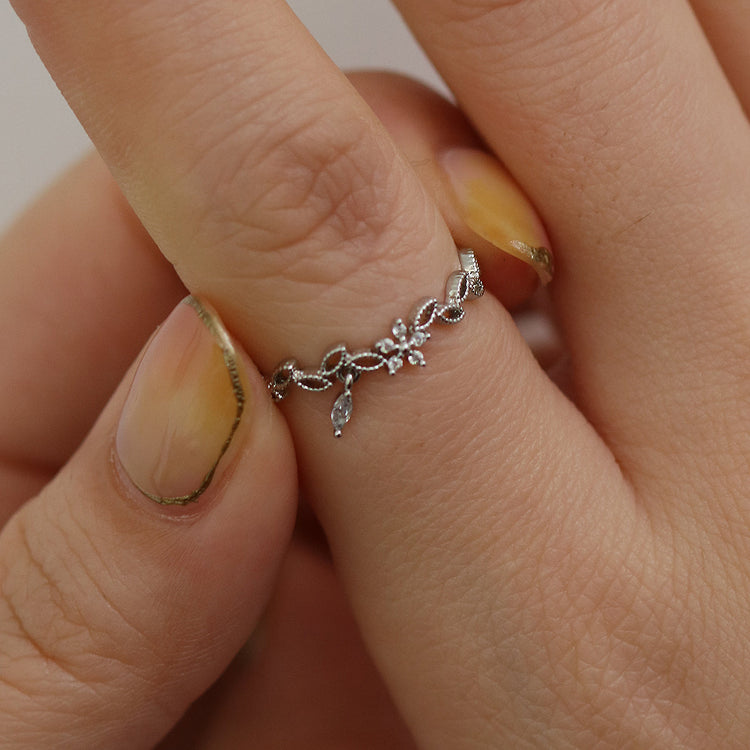 Flower dangle vine ring-2