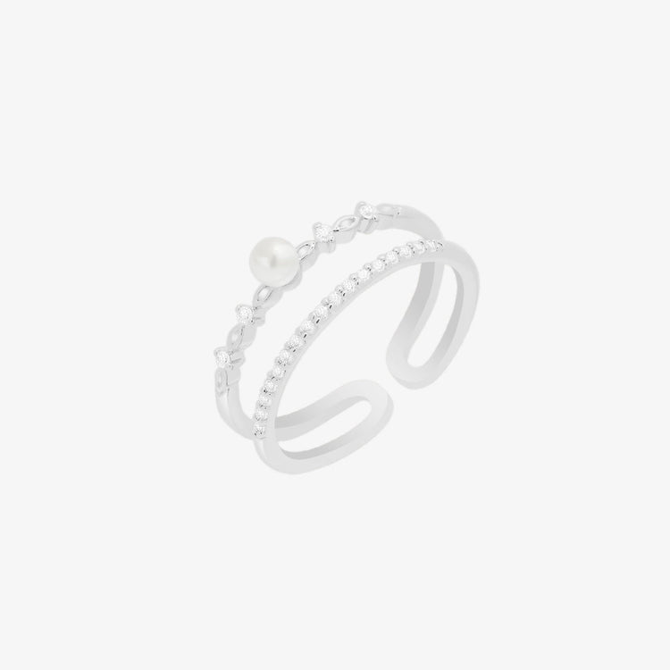 Enhance your elegance with our pearl double layered ring for women. A chic blend of classic pearls and modern design, perfect for daily wear or gifting.