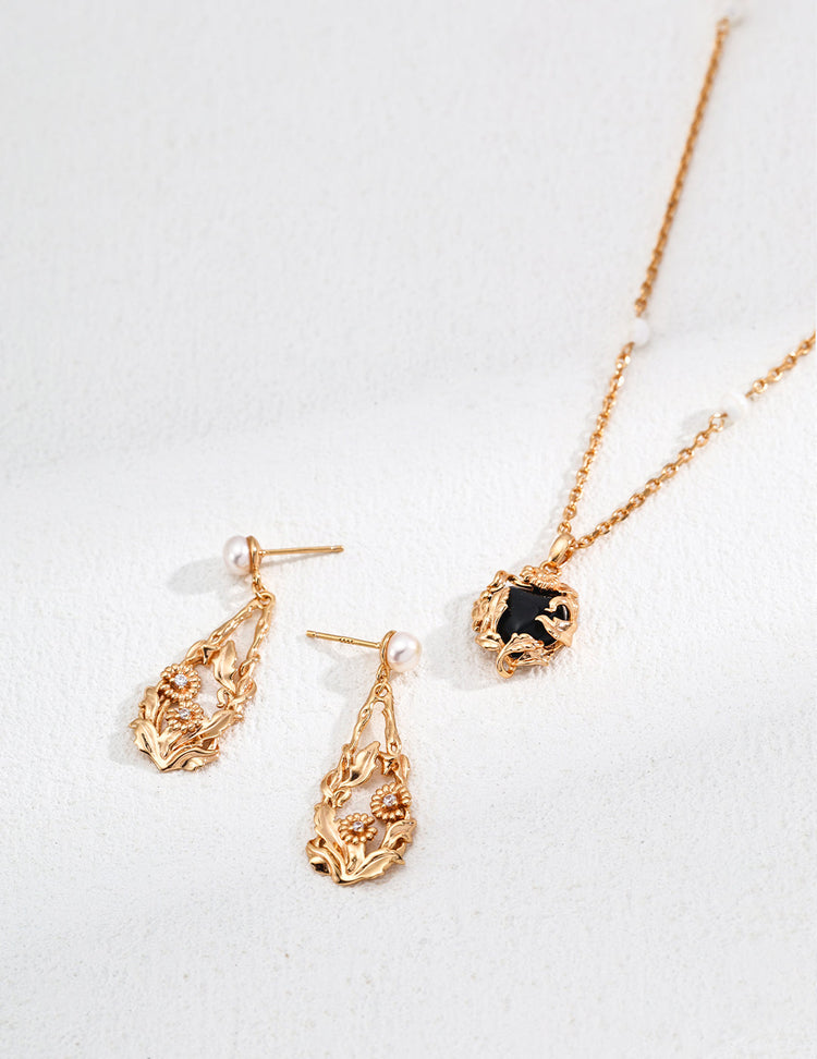Flower-Shaped Natural Pearl and Zircon Earrings-3