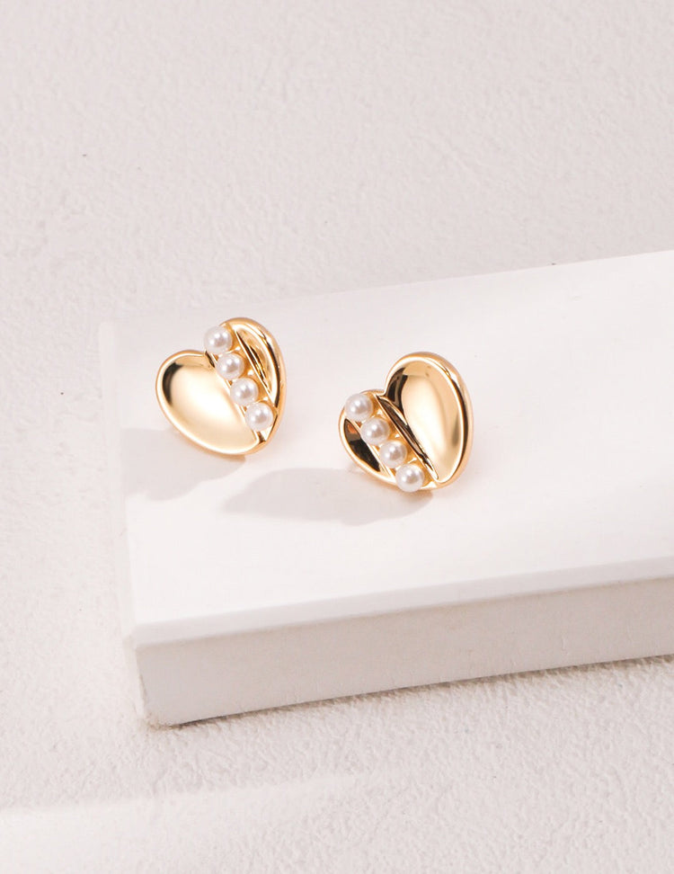 Love Pearl Stud Earrings-2