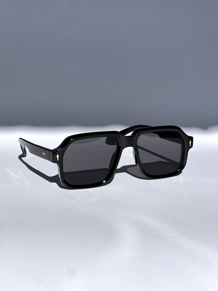 Aurora Aviator-0