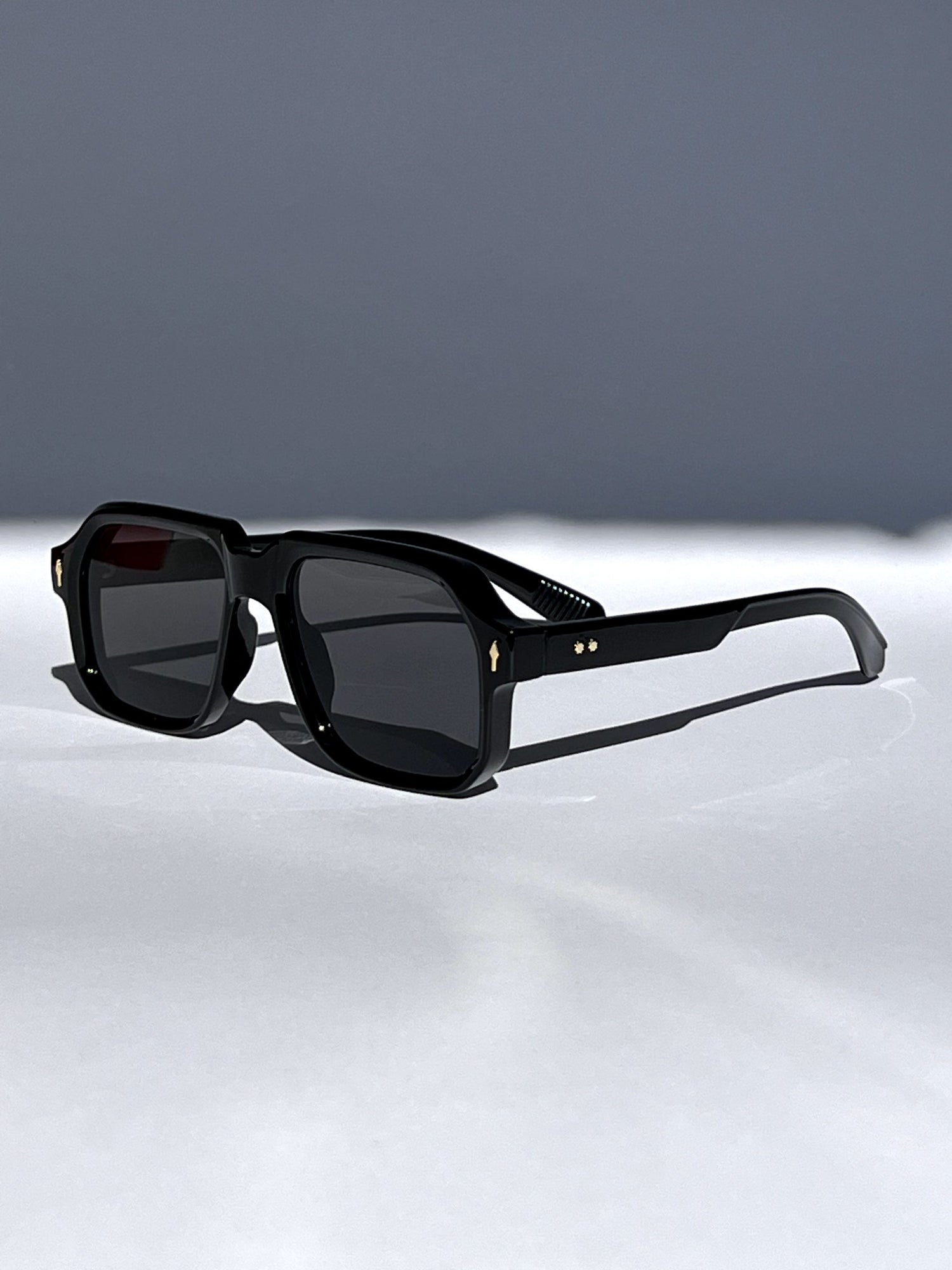 Aurora Aviator-2
