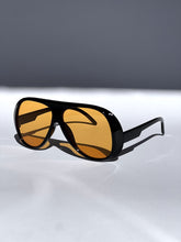 Amber Horizon-0