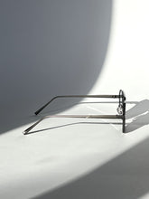 Titanium Noir-2