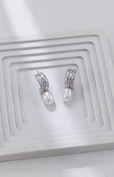 Zircon Set C-shaped Pearl Earrings-3