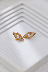 Diamond-shaped Zirconia and Pearl Stud Earrings-4