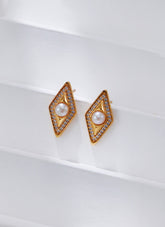 Diamond-shaped Zirconia and Pearl Stud Earrings-5