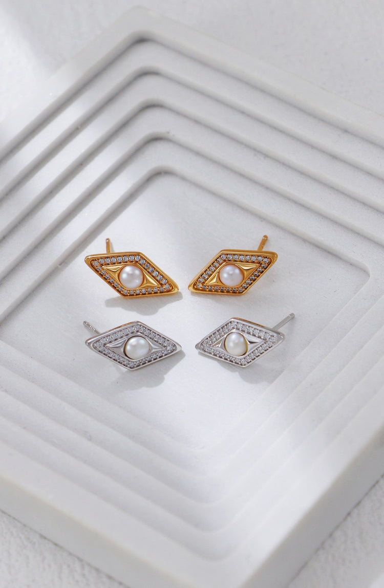 Diamond-shaped Zirconia and Pearl Stud Earrings-1