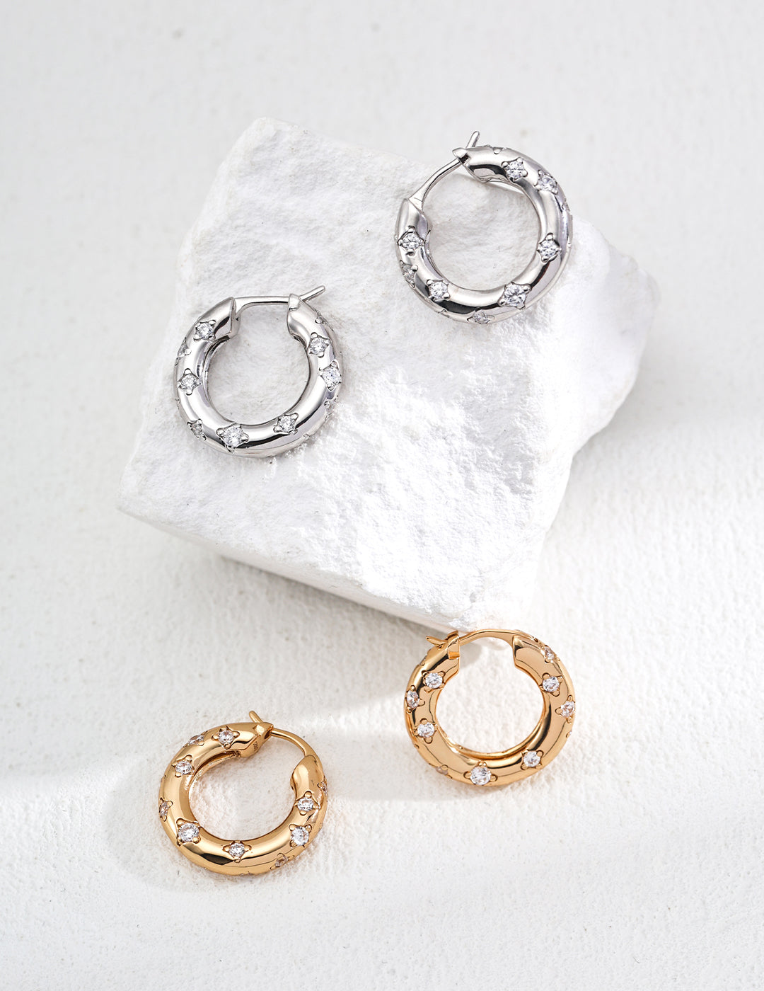 Round Zirconia Design Earrings-0