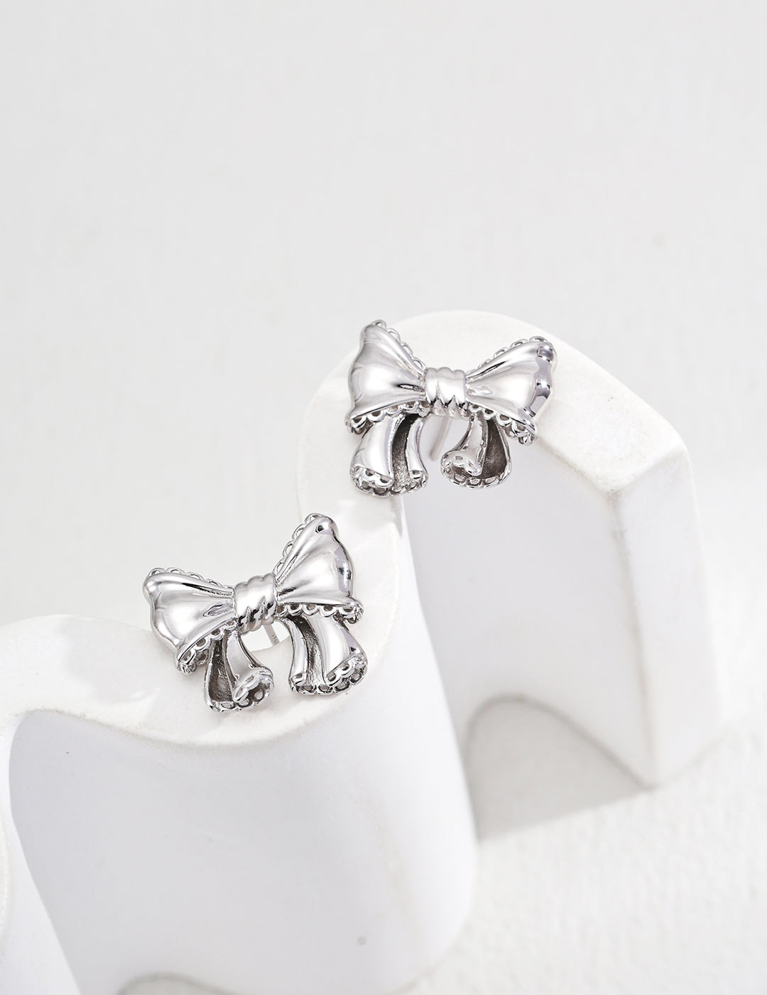 Vintage Bow Earrings-4